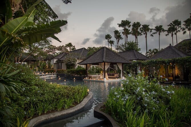 Dining Experience in Seminyak - An Elegant Escape: What’s Included and How It Works