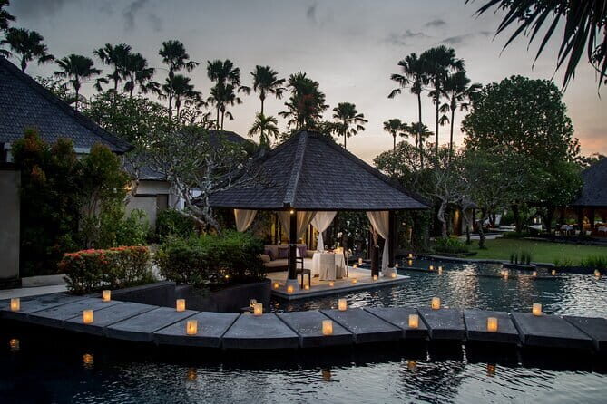 Dining Experience in Seminyak - Transport and Convenience