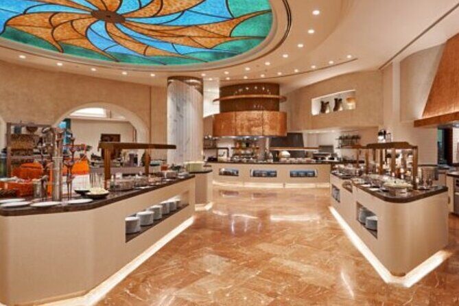 Dinner at Kaleidoscope in Atlantis the Palm with Transfers Option - Who Is This Experience Best For?