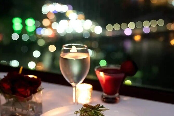 Dinner between clouds by full rotating restaurant - Key Points