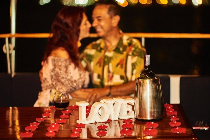 dinner-cruise-on-cartagenas-bay-with-sibarita-master