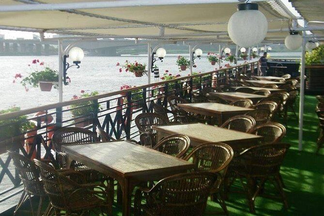 Dinner cruise on the Nile - Key Points