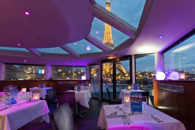 dinner-cruise-on-the-seine-in-paris-with-live-singer