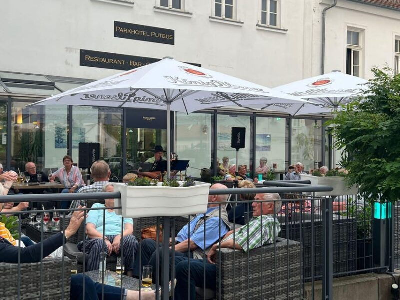 dinner-for-2-restaurant-at-the-castle-park-rose-city-putbus
