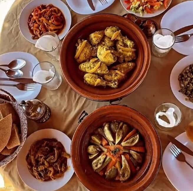 DINNER IN AGAFAY DESERT UNDER THE STARS WITH SHOW AND CAMELS - Who Will Love This Experience?