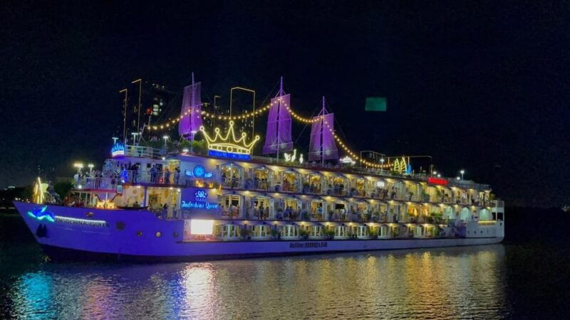 dinner-on-cruise-on-saigon-river