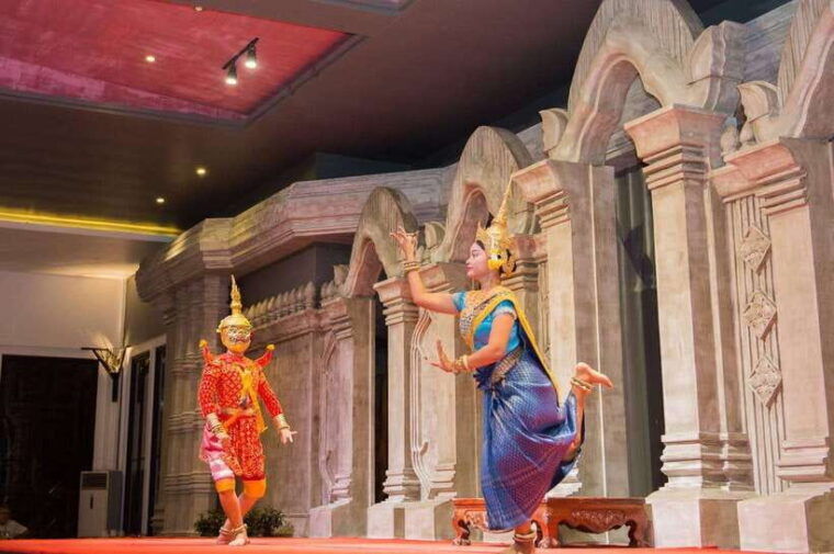 dinner-show-apsara-dance-pickup-round-trip-included