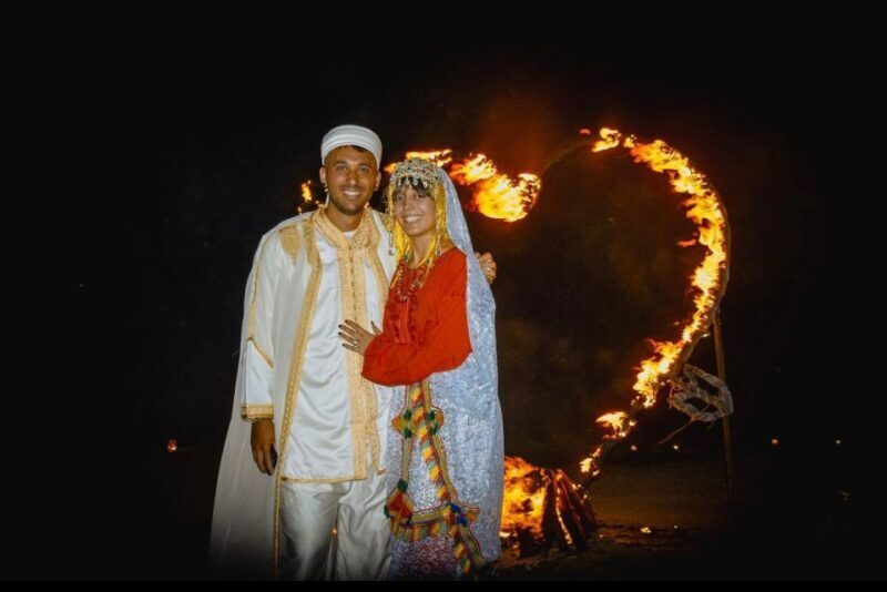 Dinner Show at Agafay desert & Traditional Outfit Photoshoot - Key Points