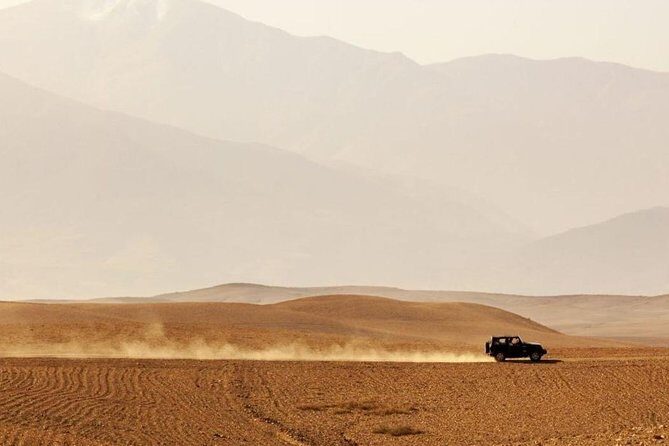Dinner Show in Agafay Desert with Quad Bike & Camels - Lunch and Cultural Show: Moroccan Cuisine at its Best