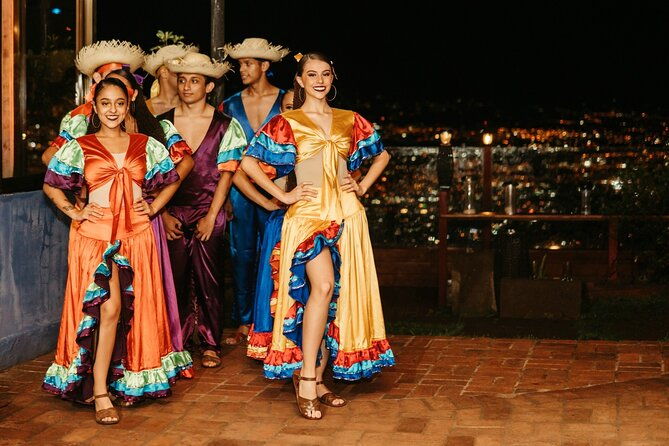 dinner-typical-dance-show-at-the-best-viewpoint-in-san-jose