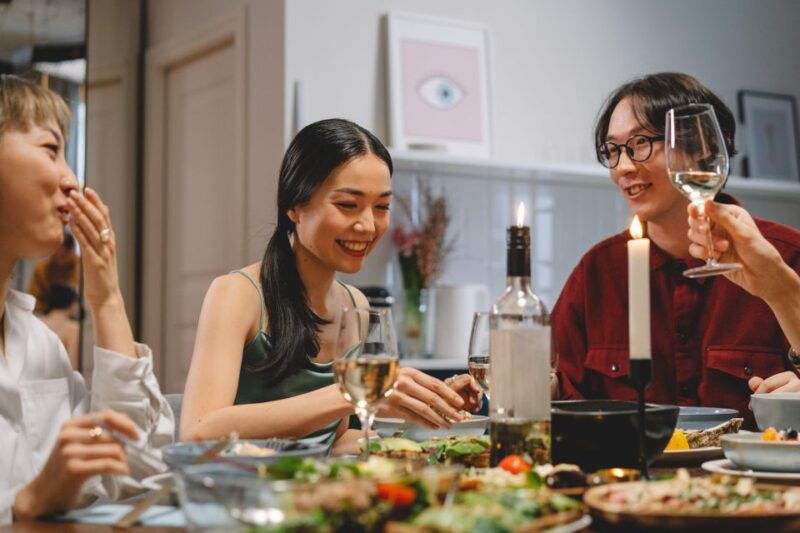 dinner-with-friends-milanese-apartment-dinner