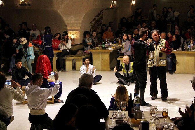 dinner-with-traditional-dance-shows-in-cave-restaurants