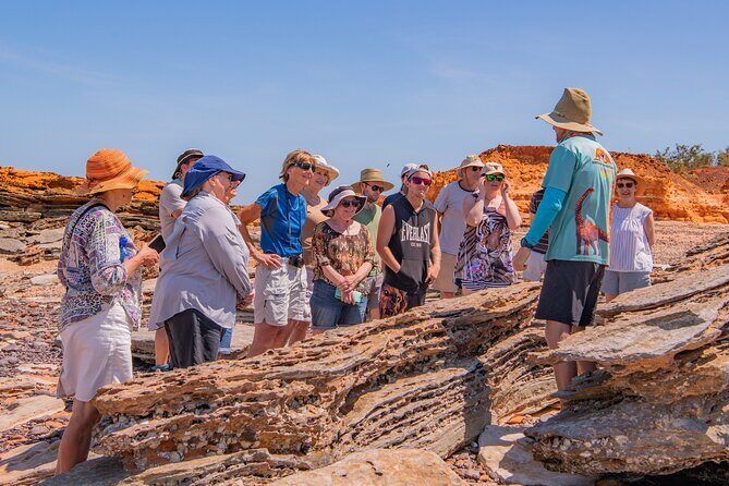 DINOSAUR ADVENTURE CRUISE - With Beachside Tapas and Cocktails - Introduction