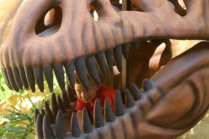 dinosaur-world-theme-park