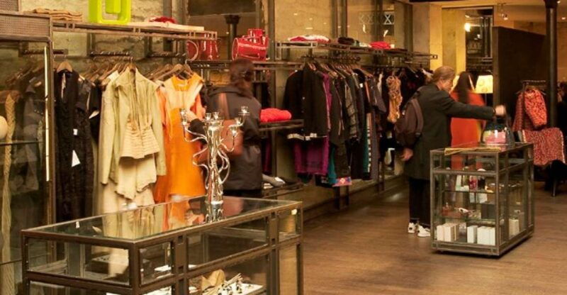 discount-couture-ultimate-paris-shopping-2h30-walking-tour