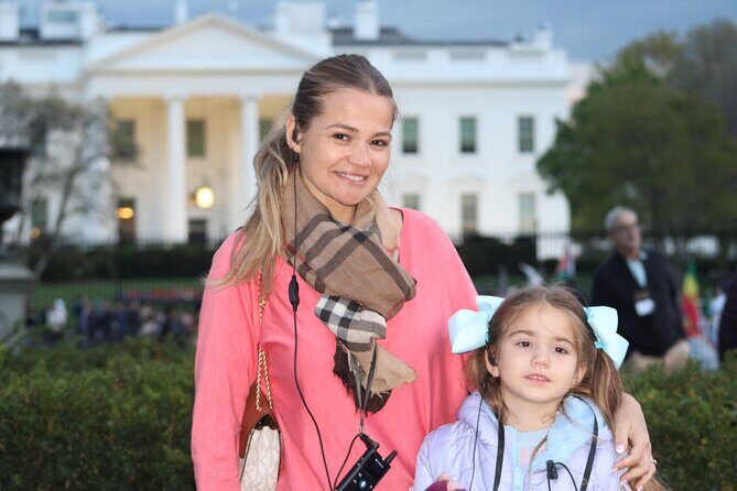 Discounted DC Night Tour With Magic LED- Snacks, LED Bracelets - FAQs