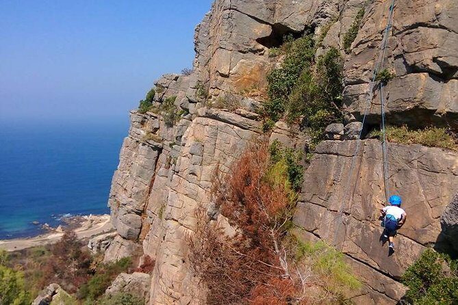 Discover a corner of nature through an initiation to climbing! - Key Points