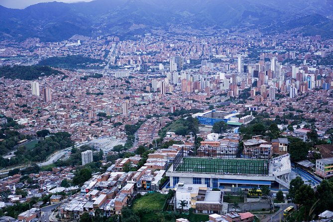 discover-a-secret-place-with-locals-comuna-8