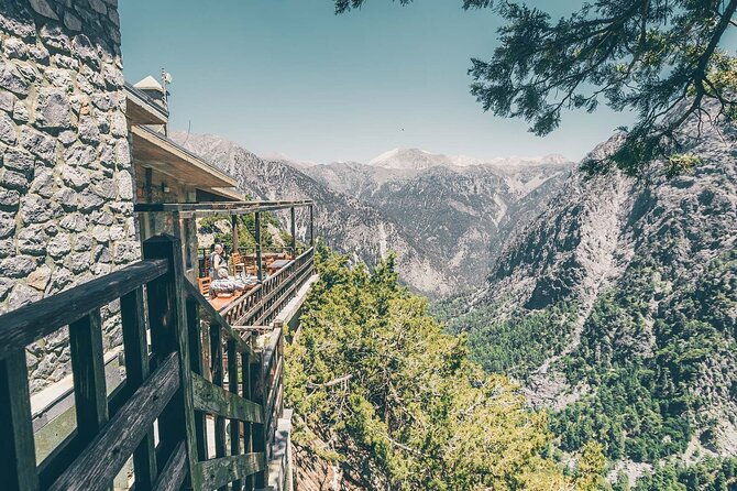 discover-akrotiri-a-full-day-private-adventure-of-scenic-wonders