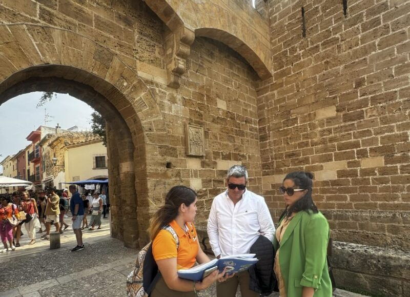 discover-alcudias-hidden-gems-walking-tour-of-the-old-town