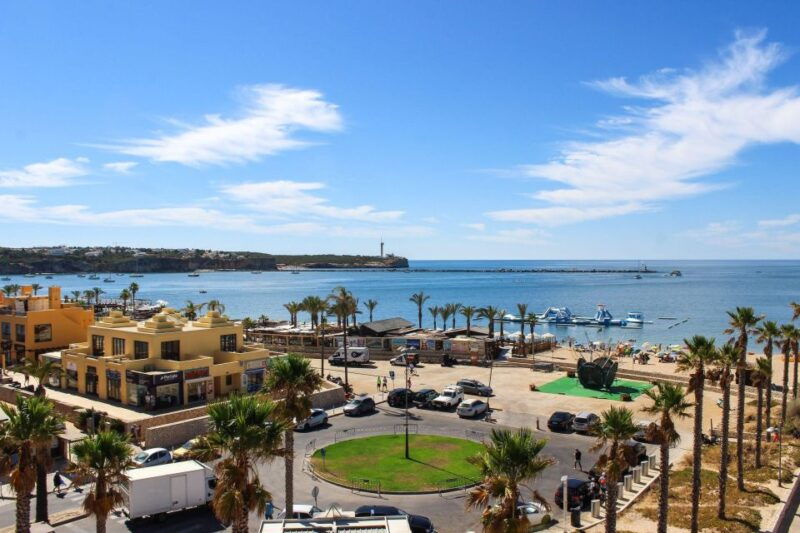 discover-algarve-a-day-journey-from-lisbon