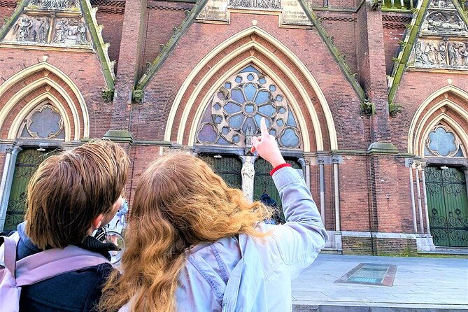 discover-amerfoorts-city-center-in-this-outside-escape-game-tour