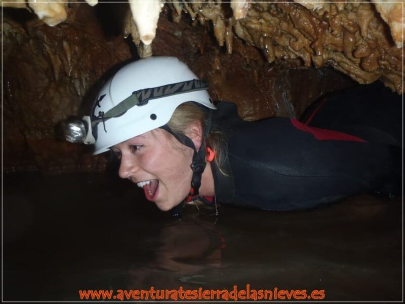 discover-and-get-started-in-caving-in-malaga