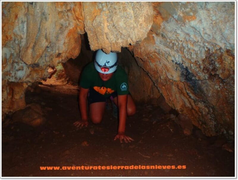 discover-and-get-started-in-caving-in-malaga