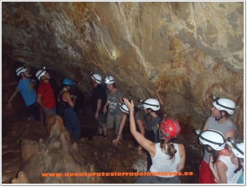 discover-and-get-started-in-caving-in-malaga