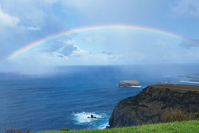 discover-and-hike-sao-miguel-island-with-guide
