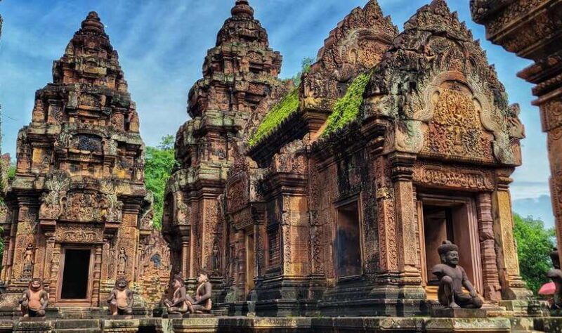discover-banteay-srei-kbal-spean-local-village-adventure
