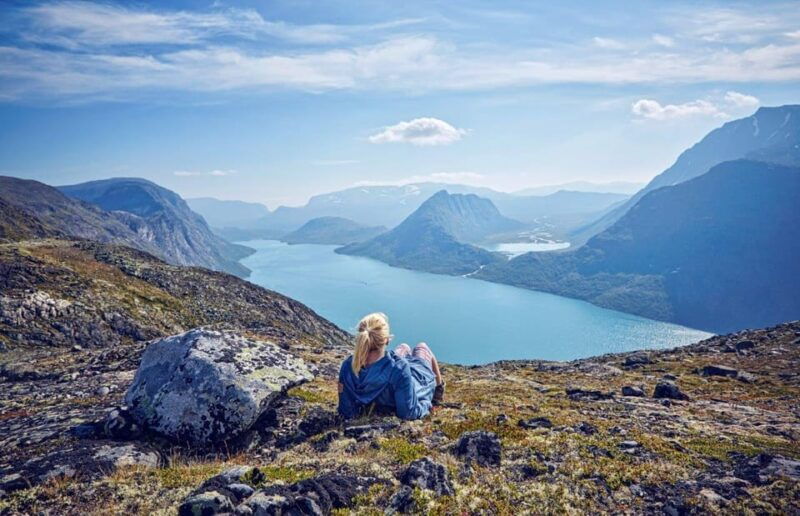 discover-besseggen-an-inspiring-2-day-adventure