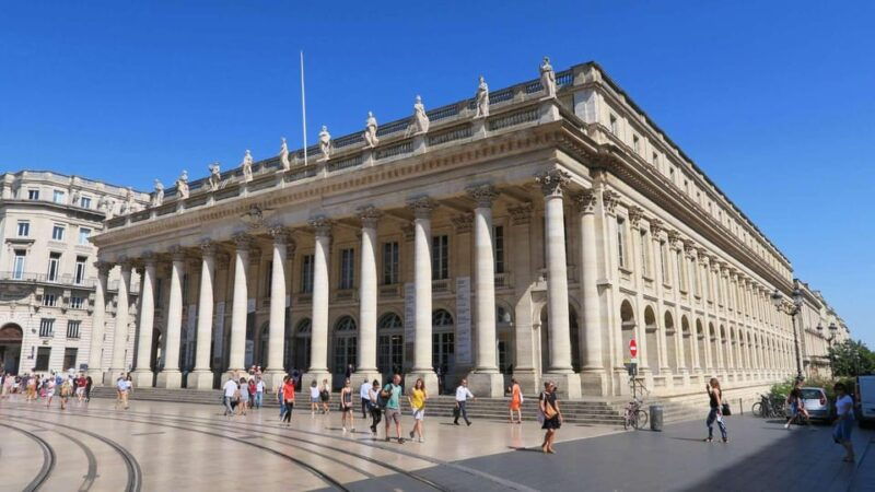 discover-bordeaux-english-guide-to-the-city-walking-tour