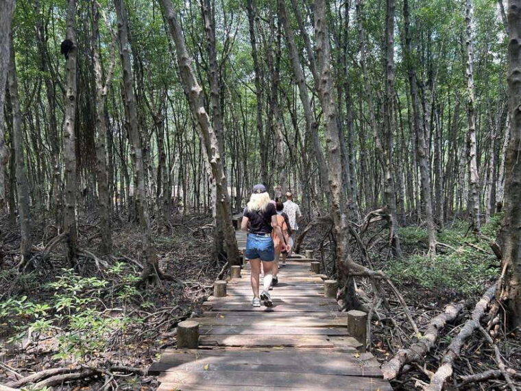 discover-can-gio-mangrove-forest-monkey-island-1-day-tour