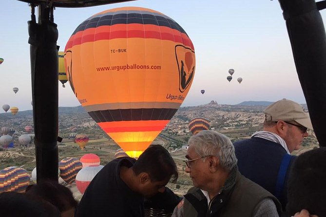 discover-cappadocia-by-hot-air-balloon
