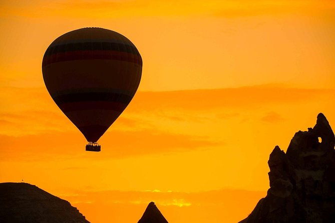 discover-cappadocia-by-hot-air-balloon