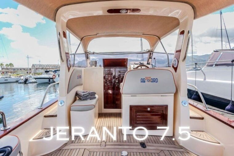 discover-capris-hidden-gems-group-tour-boat-experience