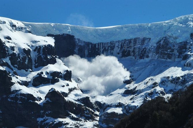 discover-cerro-tronador-with-ventisquero-negro-glacier