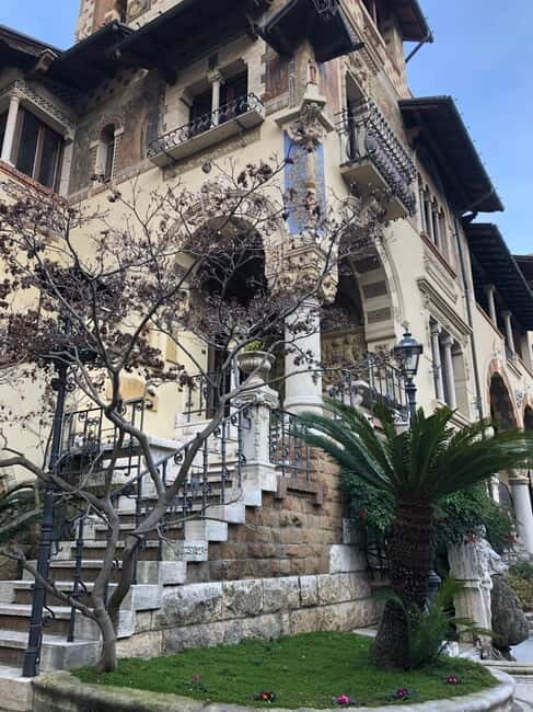 Discover Coppedè in Rome: art nouveau architecture, symbols and jewelry - Frequently Asked Questions