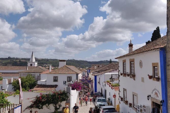 Discover Fátima, Batalha, Nazaré and Óbidos by VAN -Full Day Tour - FAQ