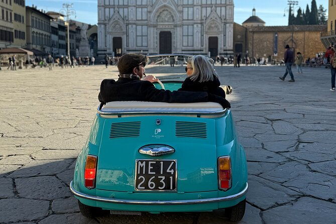 discover-florence-city-center-on-e-cabriot-fiat-500