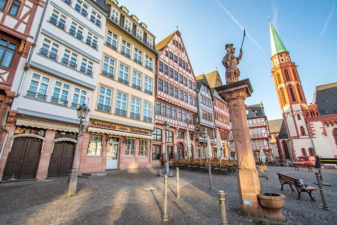 discover-frankfurts-most-photogenic-spots-with-a-local