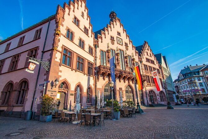 discover-frankfurts-most-photogenic-spots-with-a-local