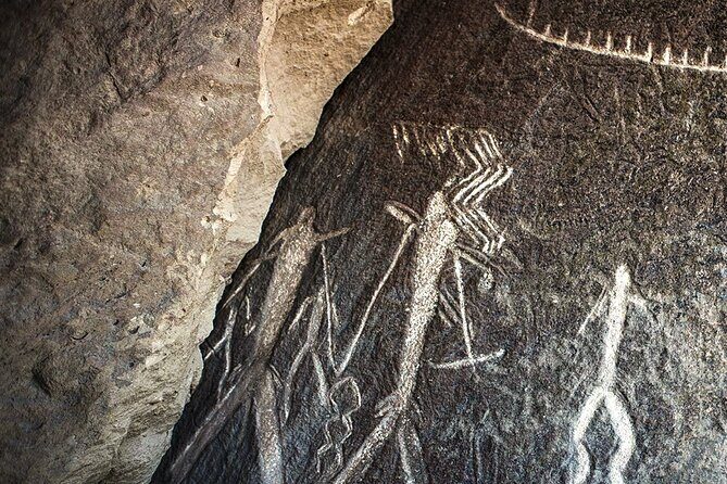 Discover Gobustan and Absheron History, Mud Volcanoes and Nature - A Thorough Look at the Itinerary