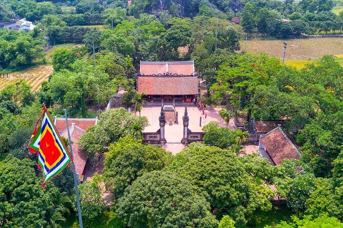 Discover Hoa Lu, Tam Coc & Mua Caves - Deluxe Day Trip from Hanoi - An Overview of the Experience