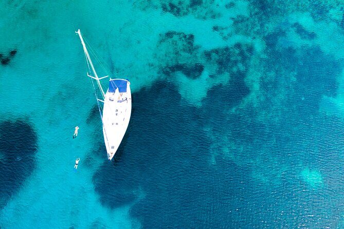 DISCOVER - Iraklia, Schinoussa & Naxos (Shared max 10 People) - An Authentic Day on the Water: What You Can Expect