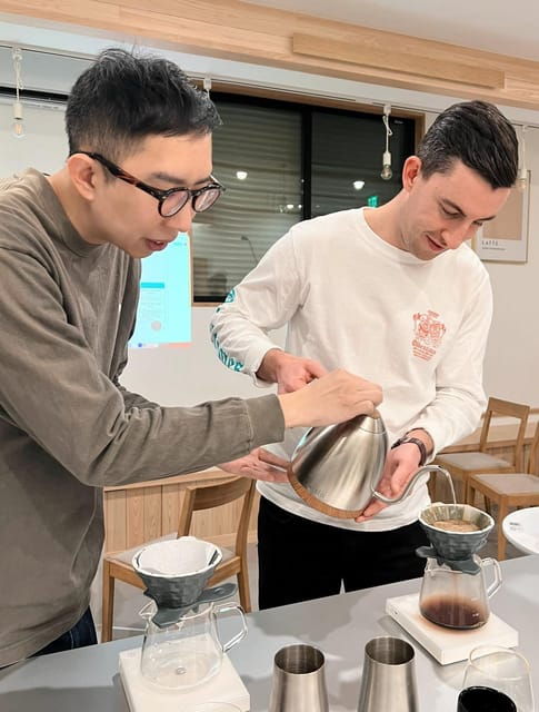 discover-japanese-coffee-brewing-experience-at-tokyo