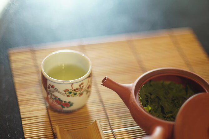 discover-japanese-tea-blending-techniques-in-osaka