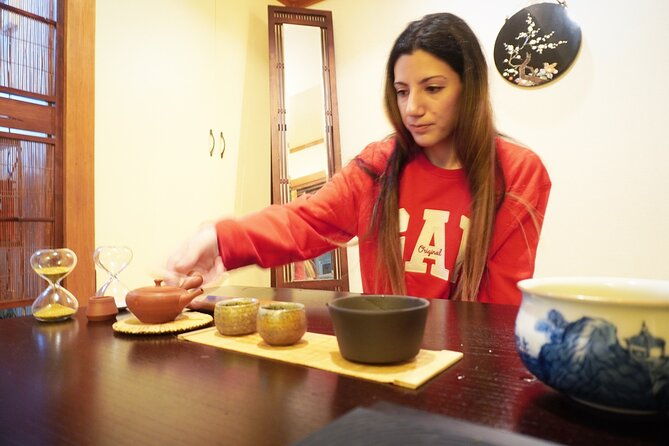 discover-japanese-tea-blending-techniques-in-osaka
