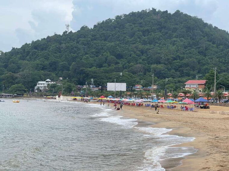 discover-kampot-country-side-full-day-tour-kep-crab-market